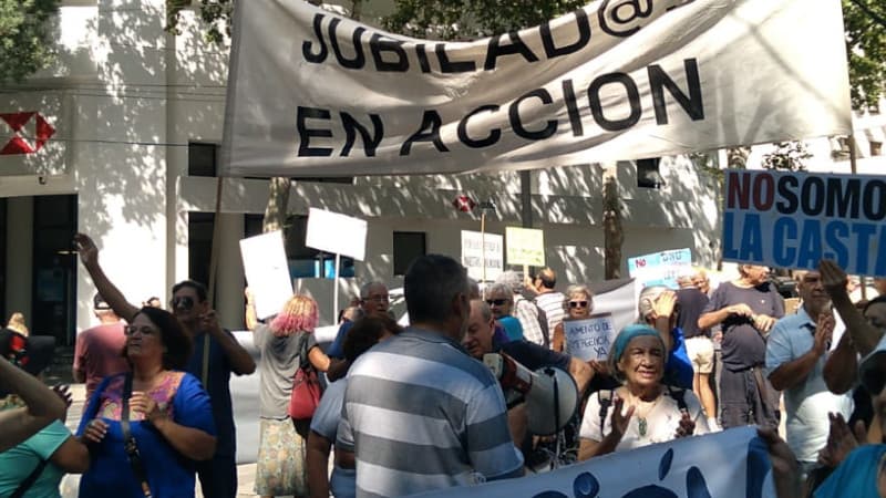 Bronca e indignación se sintieron en la 32° Ronda de Jubiladxs